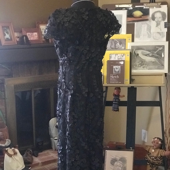 🌺BLOOMING ELEGANCE🌺 - Picture 2 of 8